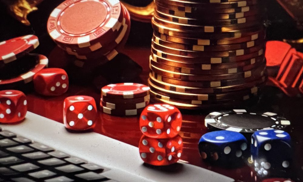 How Casinos Use Loyalty Programs to Keep You Playing (And Winning!)